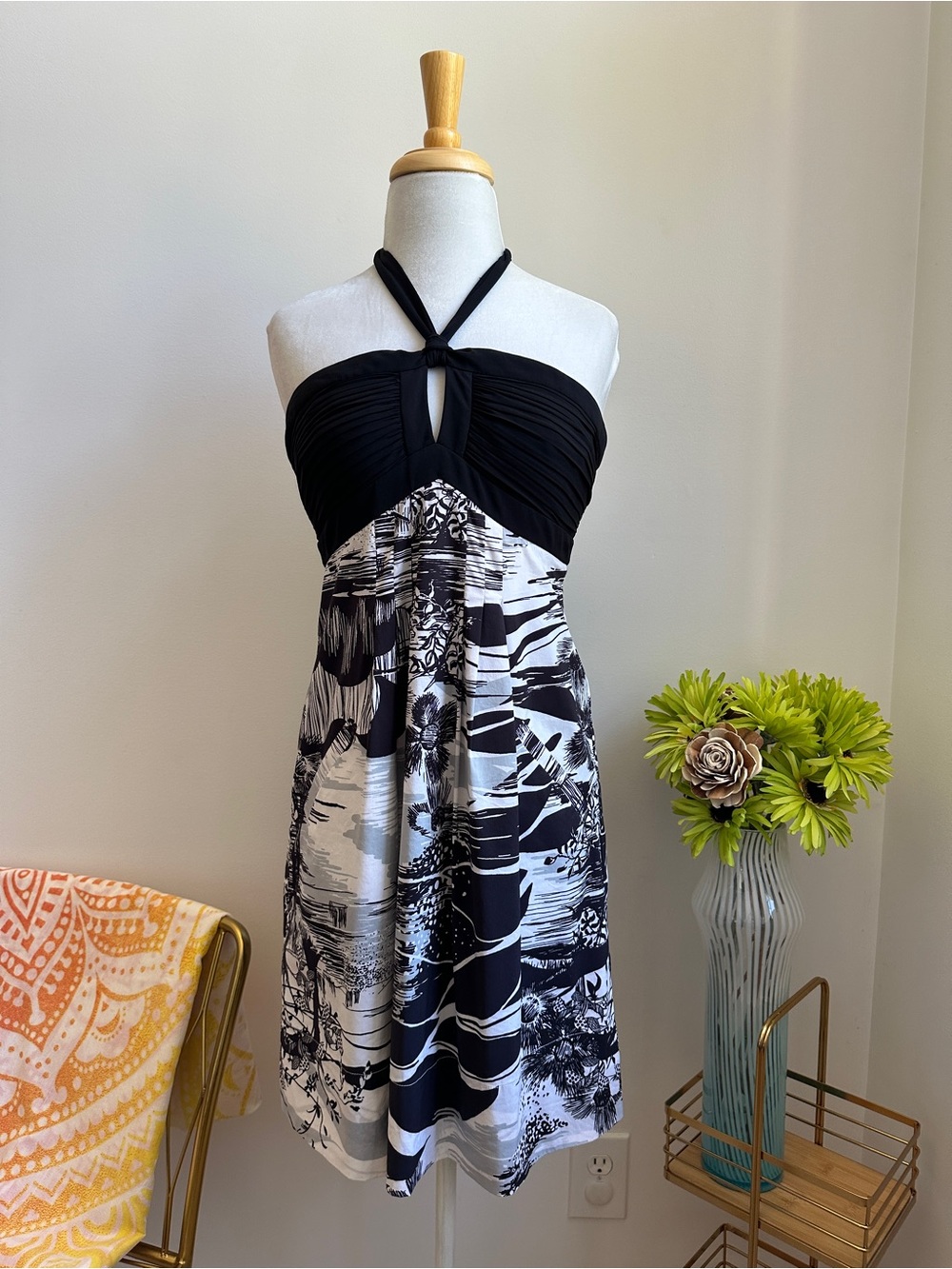 BCBGMaxAzria Black and White Strapless Halter Dress